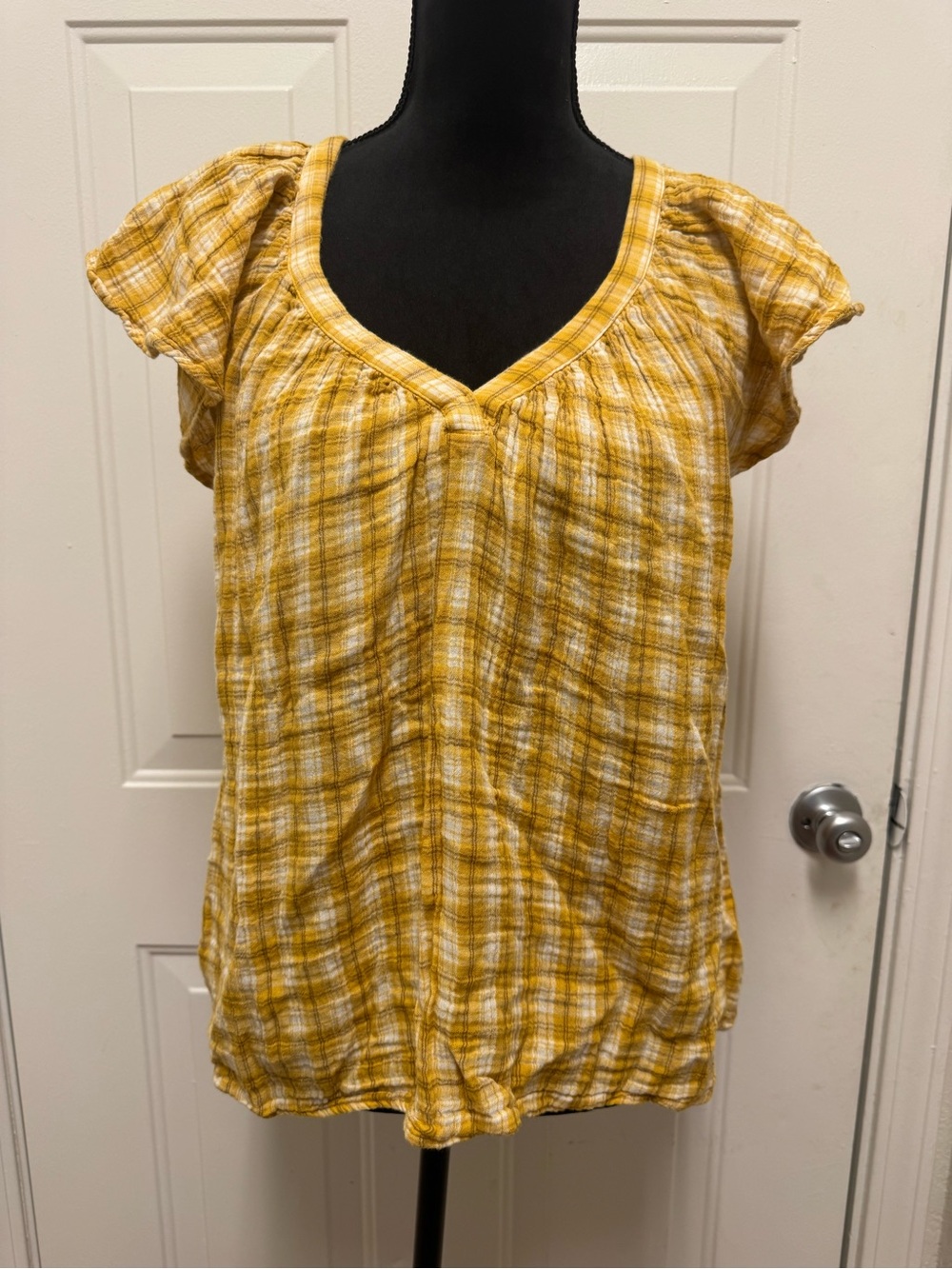 Old Navy Yellow Plaid Scoop-Neck Short Sleeve Top